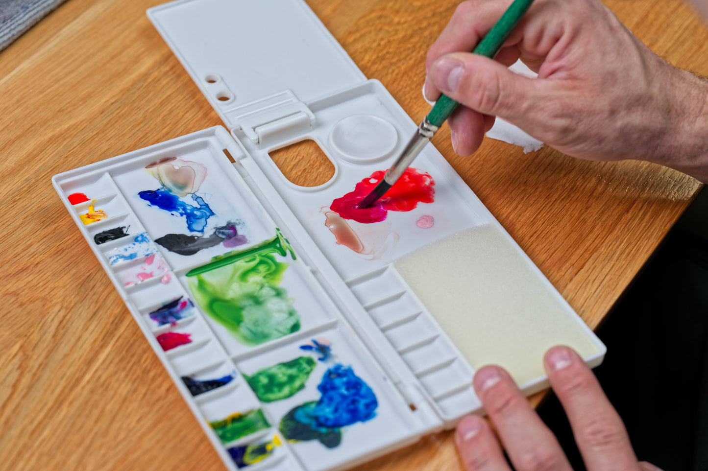 Excel Folding Watercolor Palette