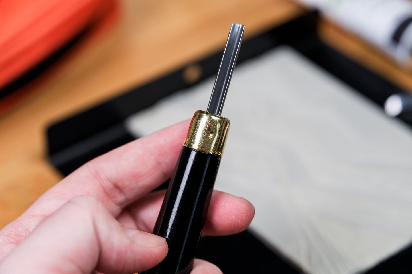RGM Lino Cutter, #302 (Medium V)