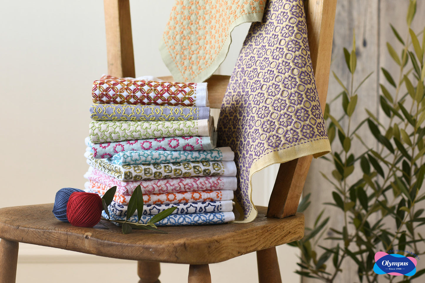 Olympus Thin Sashiko Thread, #202 Off White